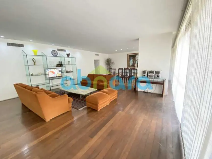 Foto 2 de Apartamento com 4 quartos à venda, 355m2 em Rio De Janeiro - RJ