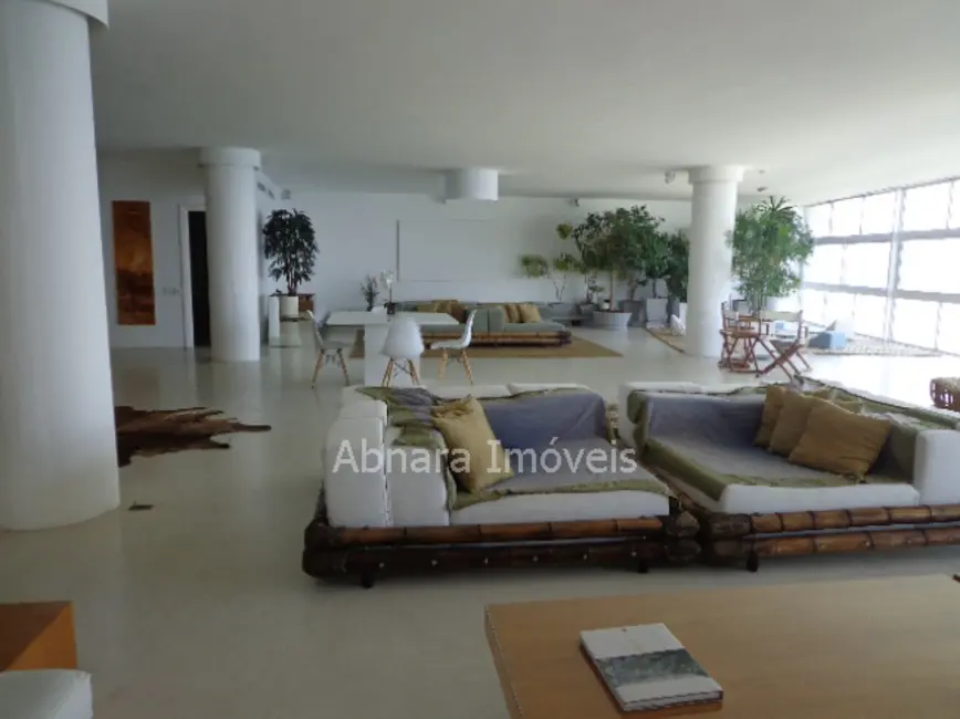 Foto 2 de Apartamento com 5 quartos à venda, 600m2 em Rio De Janeiro - RJ