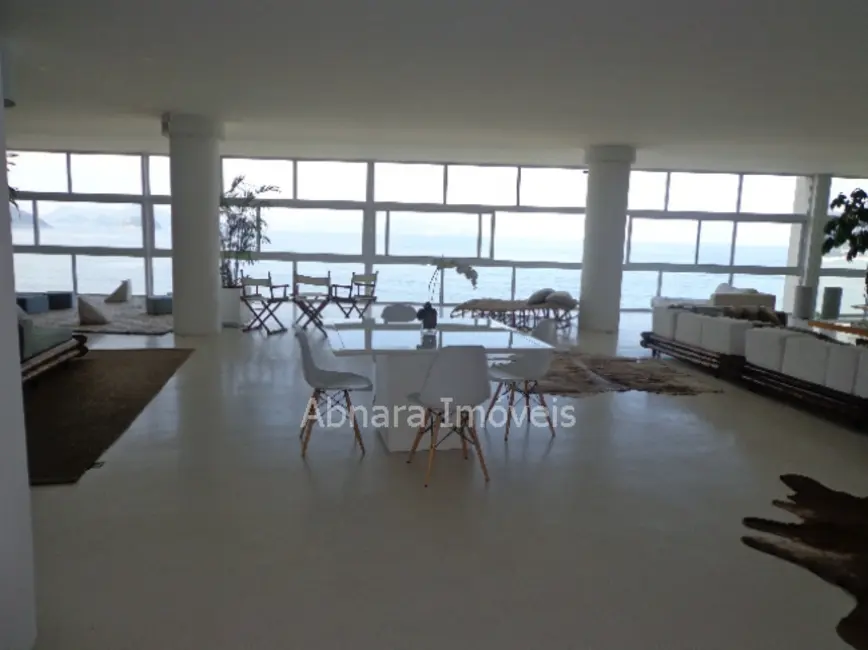 Foto 1 de Apartamento com 5 quartos à venda, 600m2 em Rio De Janeiro - RJ