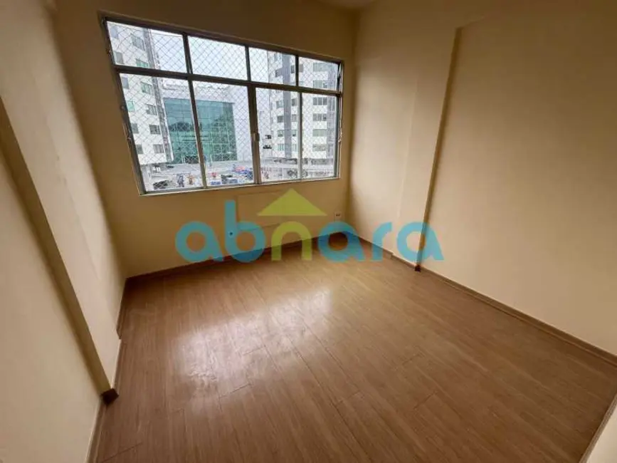 Foto 2 de Apartamento com 2 quartos à venda, 62m2 em Rio De Janeiro - RJ