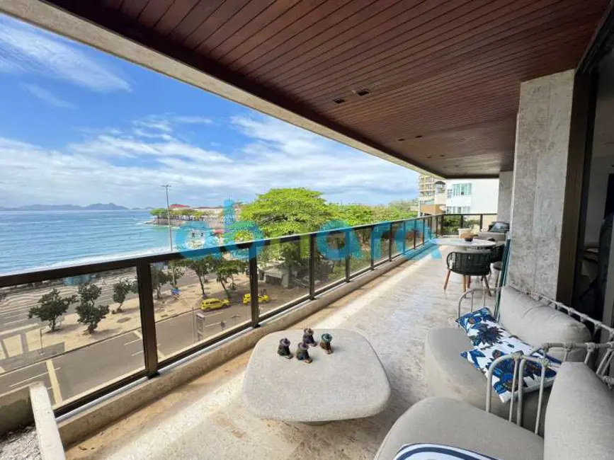 Foto 2 de Apartamento com 4 quartos à venda, 375m2 em Rio De Janeiro - RJ