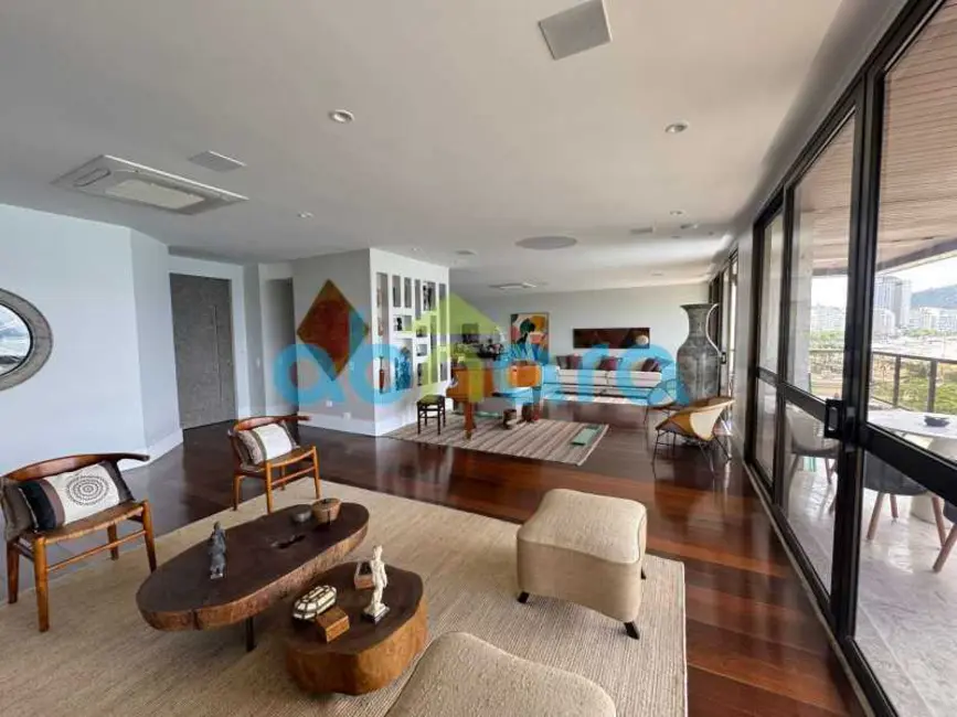 Foto 4 de Apartamento com 4 quartos à venda, 375m2 em Rio De Janeiro - RJ
