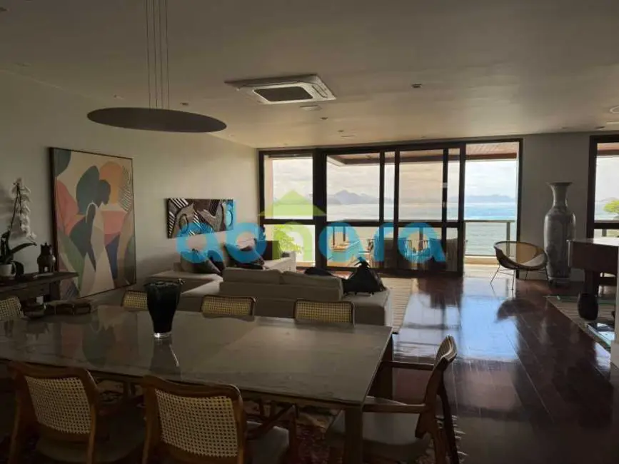 Foto 3 de Apartamento com 4 quartos à venda, 375m2 em Rio De Janeiro - RJ