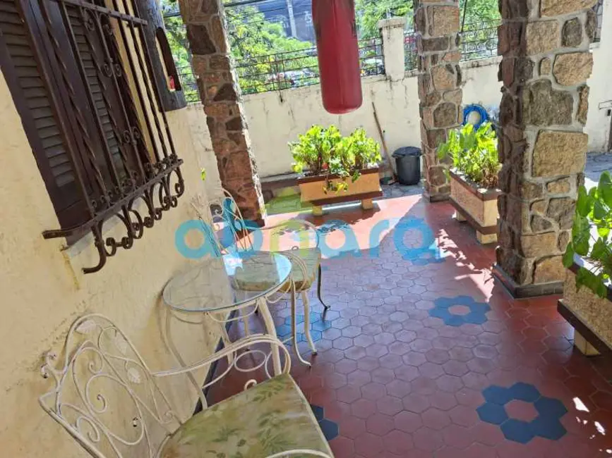 Casa com 4 quartos à venda, 280m2 em Rio De Janeiro - RJ - imagem 5 Foto 5 de Casa com 4 quartos à venda, 280m2 em Rio De Janeiro - RJ