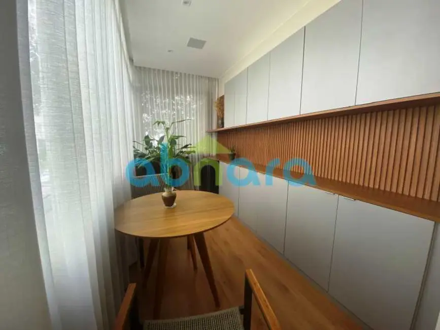 Foto 4 de Apartamento com 5 quartos à venda, 216m2 em Rio De Janeiro - RJ