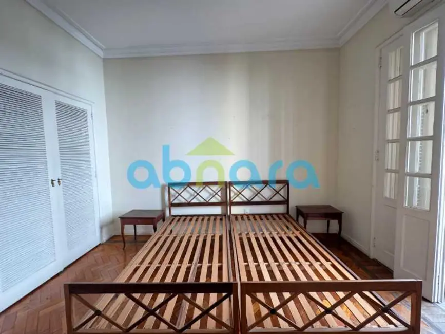 Foto 9 de Apartamento com 3 quartos à venda, 190m2 em Rio De Janeiro - RJ
