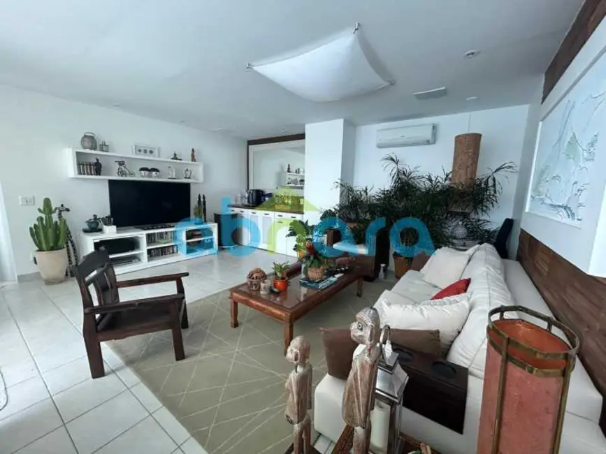 Foto 8 de Cobertura com 5 quartos à venda, 320m2 em Rio De Janeiro - RJ
