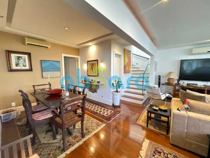 Foto 3 de Cobertura com 3 quartos à venda, 251m2 em Rio De Janeiro - RJ