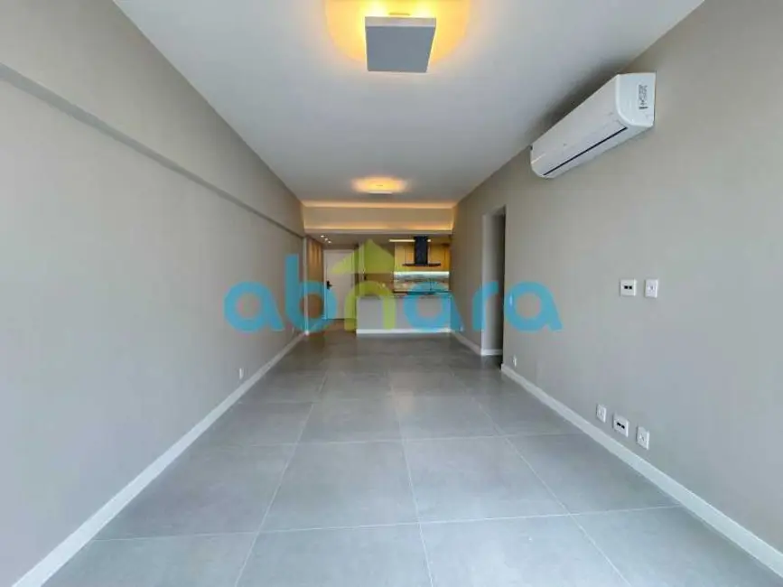 Foto 3 de Apartamento com 3 quartos à venda, 130m2 em Rio De Janeiro - RJ