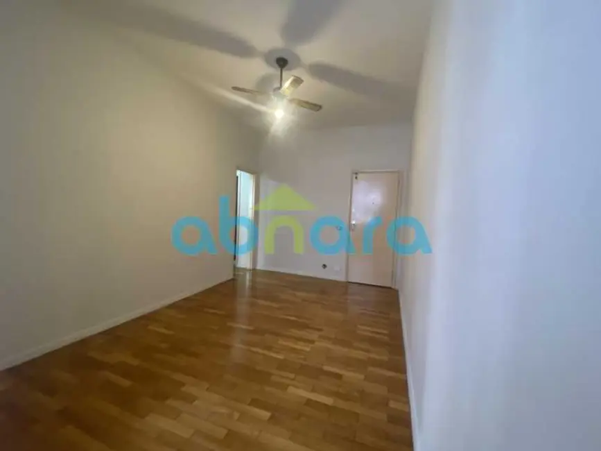 Foto 6 de Apartamento com 2 quartos à venda, 70m2 em Rio De Janeiro - RJ