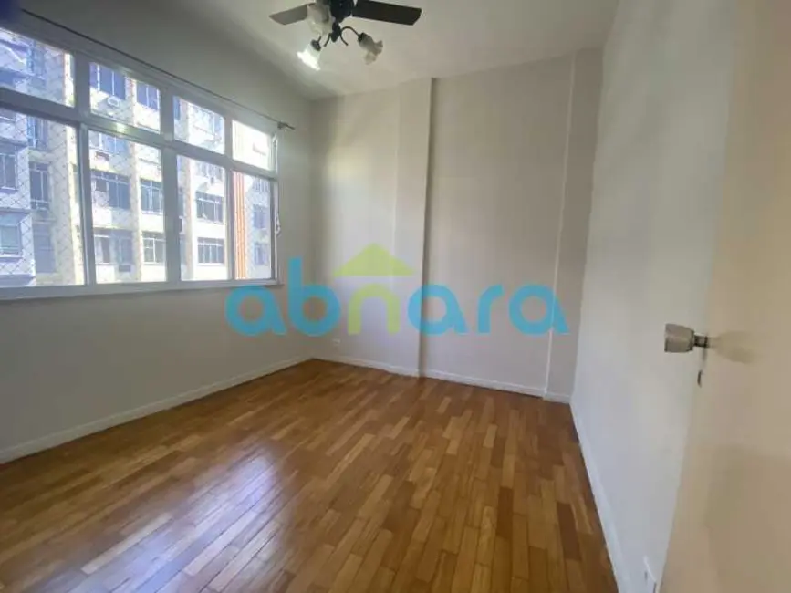 Foto 3 de Apartamento com 2 quartos à venda, 70m2 em Rio De Janeiro - RJ