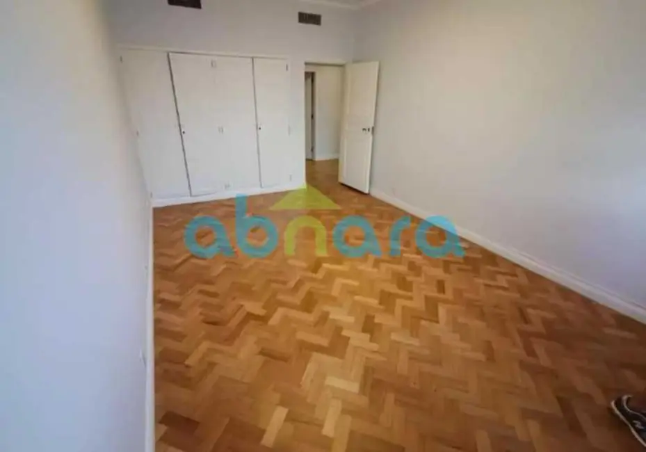 Foto 8 de Apartamento com 3 quartos à venda, 275m2 em Rio De Janeiro - RJ