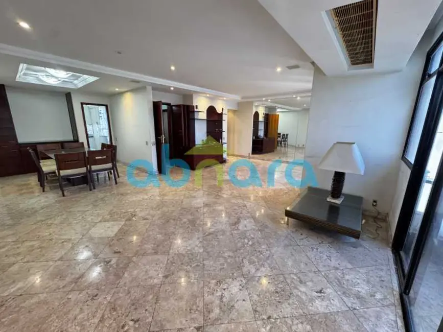 Foto 2 de Apartamento com 3 quartos à venda, 170m2 em Rio De Janeiro - RJ