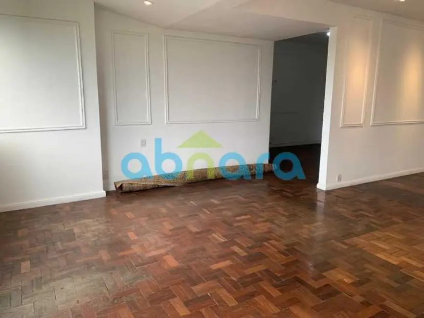 Foto 2 de Apartamento com 3 quartos à venda, 207m2 em Rio De Janeiro - RJ