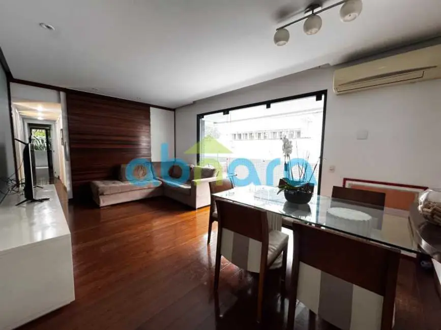 Foto 2 de Apartamento com 3 quartos à venda, 107m2 em Rio De Janeiro - RJ