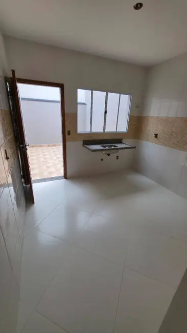 Foto 3 de Sobrado com 2 quartos à venda, 65m2 em Parque Guaianazes, São Paulo - SP