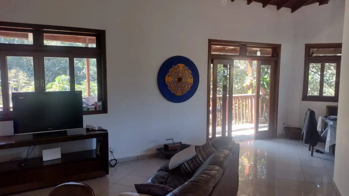 Foto 3 de Casa de Condomínio com 3 quartos à venda, 330m2 em Arujá Country Club, Aruja - SP