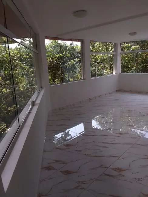 Foto 2 de Casa de Condomínio com 3 quartos à venda, 330m2 em Arujá Country Club, Aruja - SP