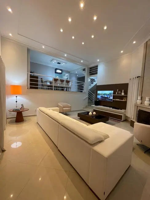 Foto 8 de Casa de Condomínio com 3 quartos à venda, 300m2 em Parque dos Lagos, Mogi Das Cruzes - SP