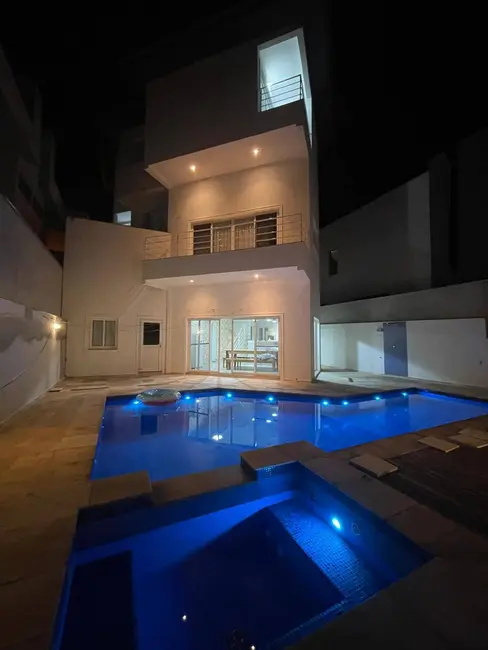 Foto 4 de Casa de Condomínio com 3 quartos à venda, 300m2 em Parque dos Lagos, Mogi Das Cruzes - SP