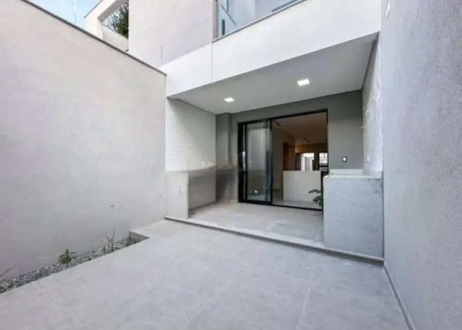 Sobrado com 4 quartos à venda, 150m2 em Vila Carrão, São Paulo - SP - imagem 4 Foto 4 de Sobrado com 4 quartos à venda, 150m2 em Vila Carrão, São Paulo - SP