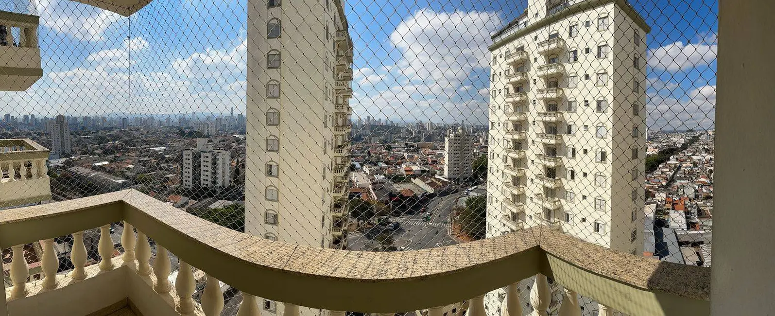 Foto 2 de Apartamento com 2 quartos para alugar, 70m2 em Vila Regente Feijó, São Paulo - SP