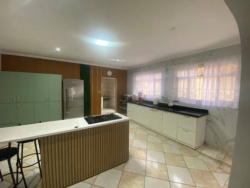 Foto 3 de Sobrado com 3 quartos à venda, 168m2 em Jardim Eliane, São Paulo - SP