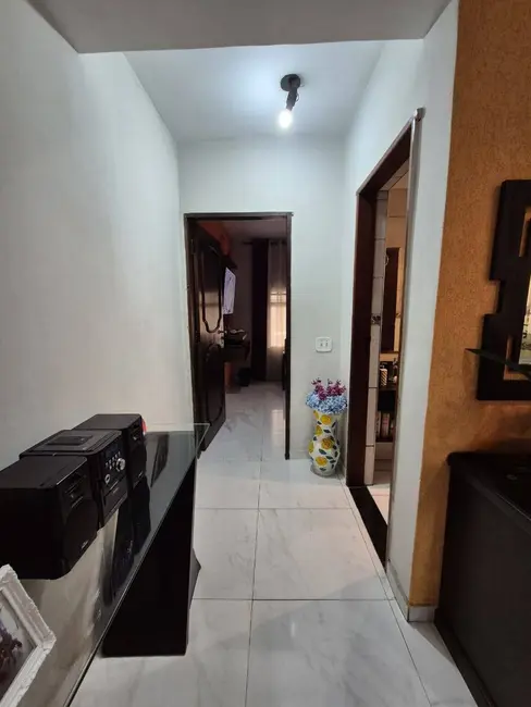 Foto 9 de Sobrado com 3 quartos à venda, 200m2 em Jardim Imperador (Zona Leste), São Paulo - SP