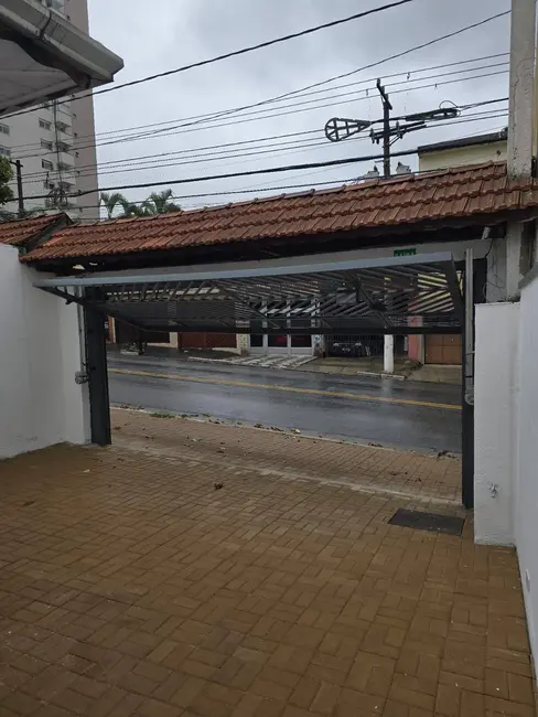 Foto 2 de Casa com 2 quartos para alugar em Vila Bertioga, São Paulo - SP