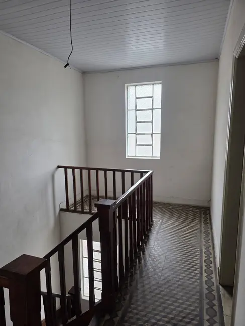 Foto 3 de Casa com 2 quartos para alugar, 180m2 em Quarta Parada, São Paulo - SP