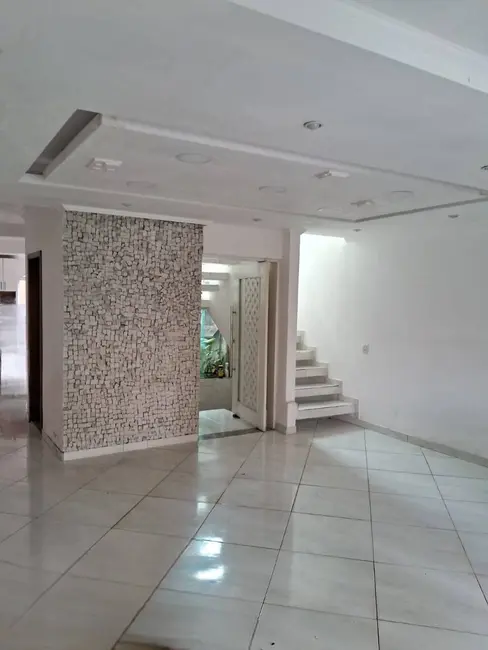 Casa com 3 quartos para alugar, 105m2 em Parque Savoy City, São Paulo - SP - imagem 3 Foto 3 de Casa com 3 quartos para alugar, 105m2 em Parque Savoy City, São Paulo - SP