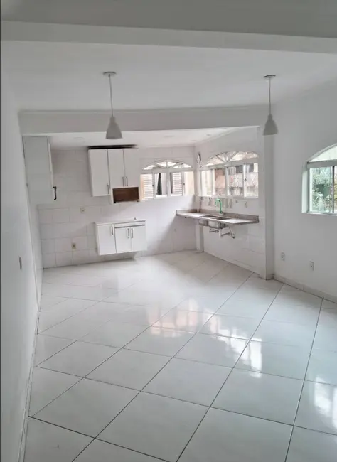 Casa com 3 quartos para alugar, 105m2 em Parque Savoy City, São Paulo - SP - imagem 4 Foto 4 de Casa com 3 quartos para alugar, 105m2 em Parque Savoy City, São Paulo - SP