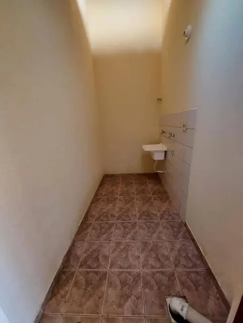 Casa com 2 quartos para alugar em Itaquera, São Paulo - SP - imagem 7 Foto 7 de Casa com 2 quartos para alugar em Itaquera, São Paulo - SP