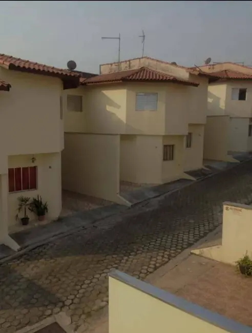 Casa com 2 quartos para alugar em Itaquera, São Paulo - SP - imagem 3 Foto 3 de Casa com 2 quartos para alugar em Itaquera, São Paulo - SP