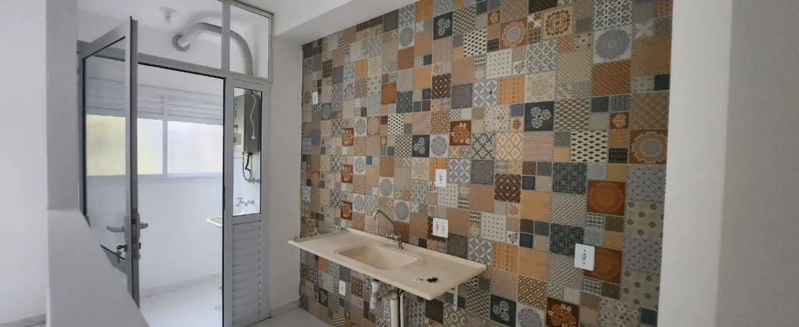 Foto 3 de Apartamento com 2 quartos para alugar, 45m2 em Quinta da Paineira, São Paulo - SP