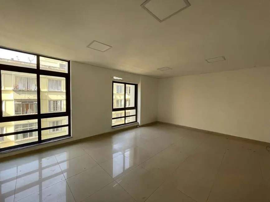 Foto 2 de Sala Comercial para alugar, 120m2 em Centro, São Paulo - SP