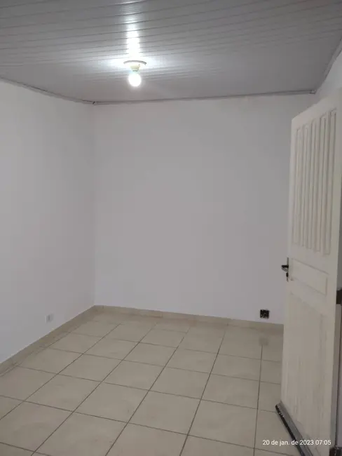 Foto 6 de Casa com 2 quartos para alugar, 50m2 em Capão do Embira, São Paulo - SP