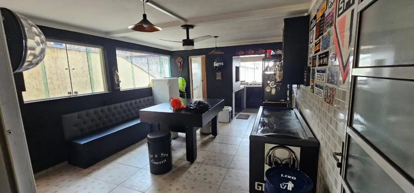 Sobrado com 3 quartos à venda, 276m2 em Vila Formosa, São Paulo - SP - imagem 9 Foto 9 de Sobrado com 3 quartos à venda, 276m2 em Vila Formosa, São Paulo - SP