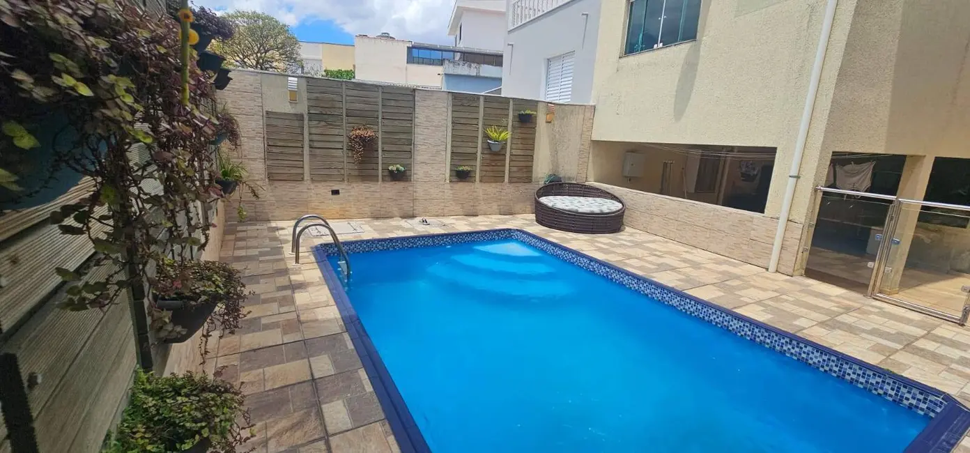 Sobrado com 3 quartos à venda, 276m2 em Vila Formosa, São Paulo - SP - imagem 6 Foto 6 de Sobrado com 3 quartos à venda, 276m2 em Vila Formosa, São Paulo - SP
