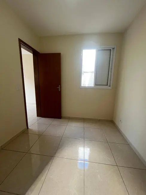 Apartamento com 1 quarto para alugar, 30m2 em Vila Antonieta, São Paulo - SP - imagem 6 Foto 6 de Apartamento com 1 quarto para alugar, 30m2 em Vila Antonieta, São Paulo - SP