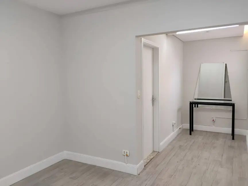 Foto 3 de Sala Comercial para alugar, 20m2 em Vila Regente Feijó, São Paulo - SP