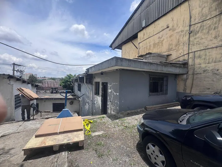 Foto 2 de Armazém / Galpão para alugar, 1600m2 em Vila Mesquita, São Paulo - SP