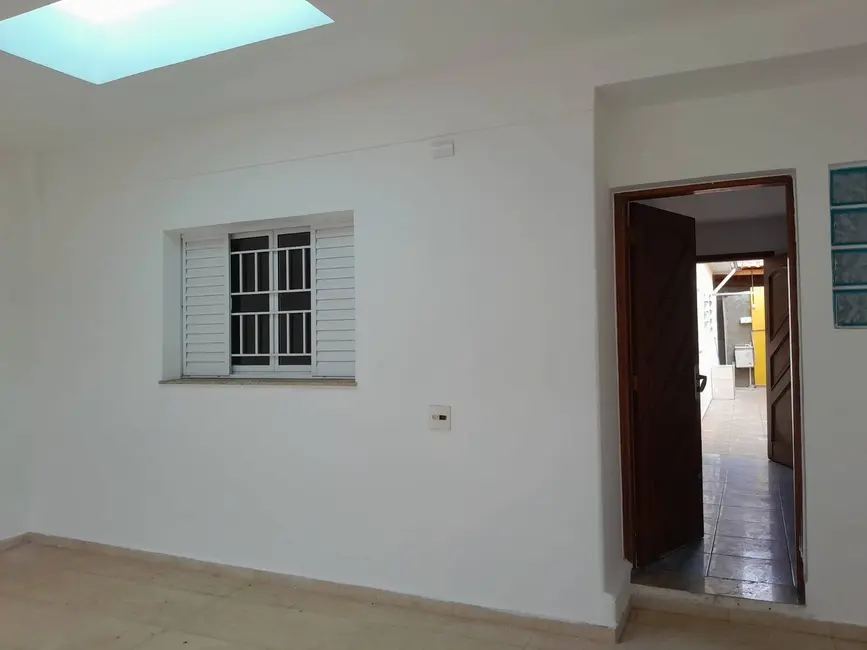 Casa com 2 quartos para alugar, 94m2 em Tatuapé, São Paulo - SP - imagem 2 Foto 2 de Casa com 2 quartos para alugar, 94m2 em Tatuapé, São Paulo - SP