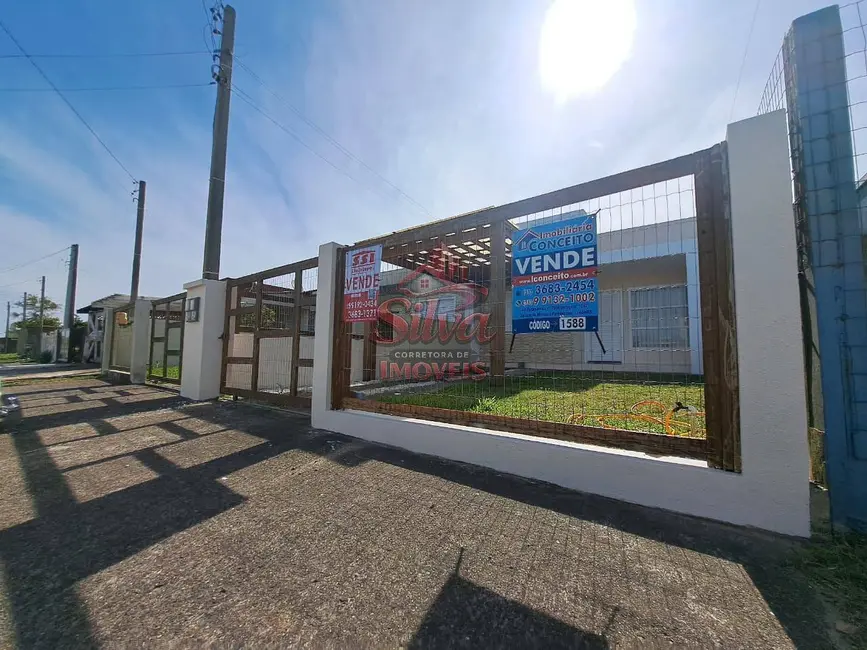 Foto 2 de Casa com 2 quartos à venda em Imbe - RS