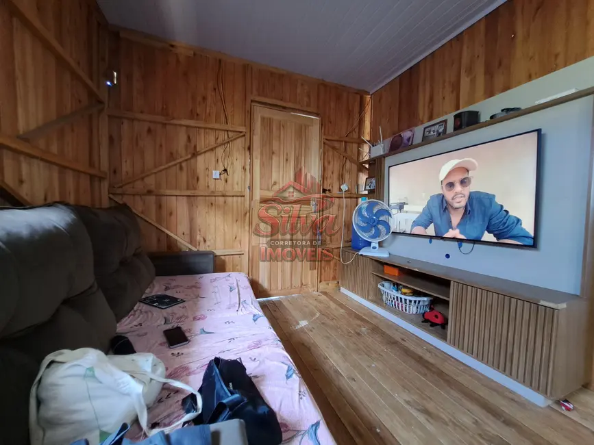 Casa com 2 quartos à venda em Imbe - RS - imagem 8 Foto 8 de Casa com 2 quartos à venda em Imbe - RS