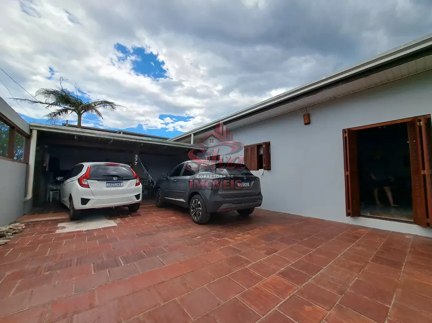 Foto 4 de Casa com 5 quartos à venda em Imbe - RS