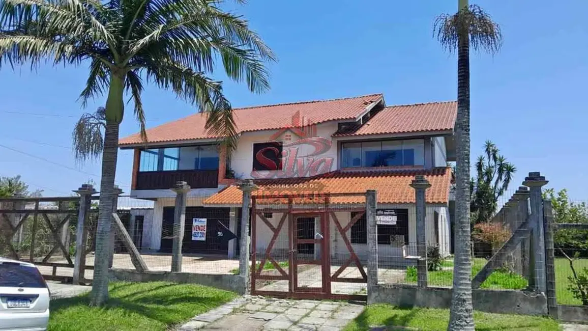 Foto 1 de Casa com 6 quartos à venda em Centro, Imbe - RS