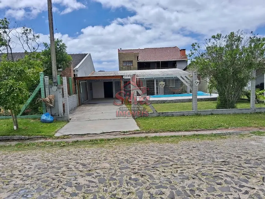 Foto 1 de Casa com 3 quartos à venda em Imbe - RS