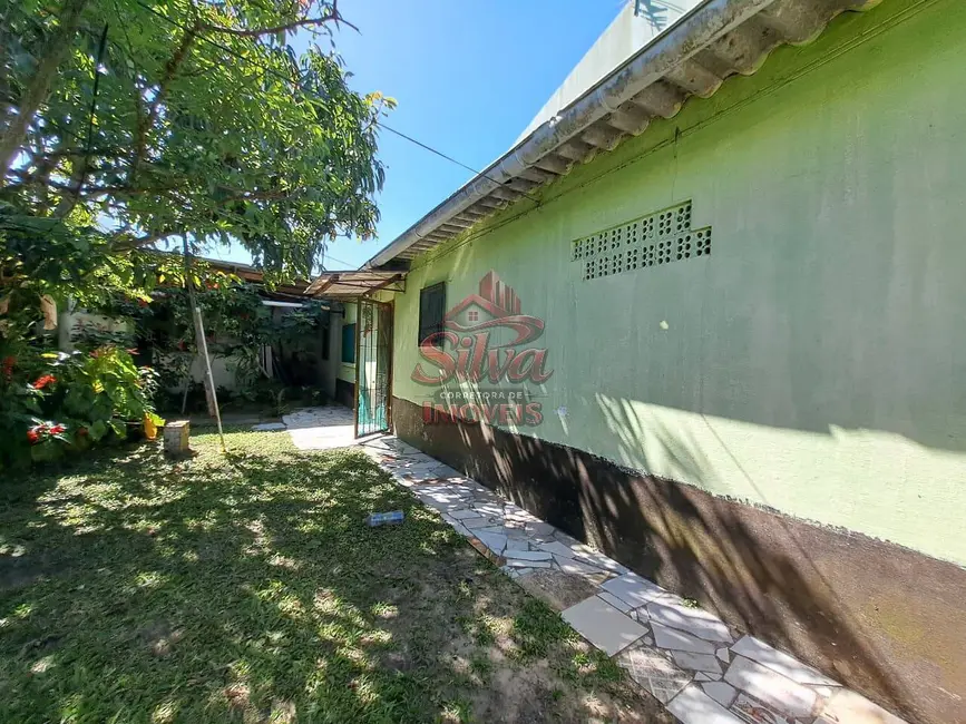 Foto 8 de Casa com 6 quartos à venda em Imbe - RS