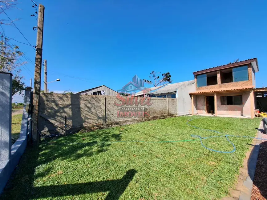 Foto 1 de Casa com 3 quartos à venda em Imbe - RS